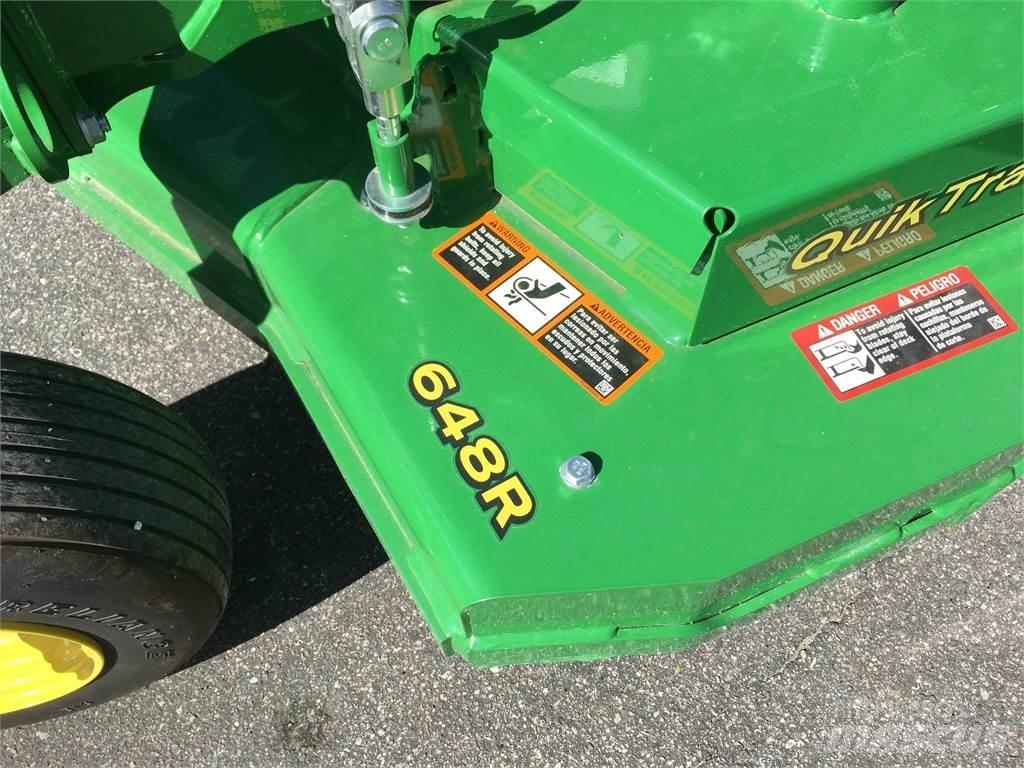 John Deere 648R ركوب الحشائش