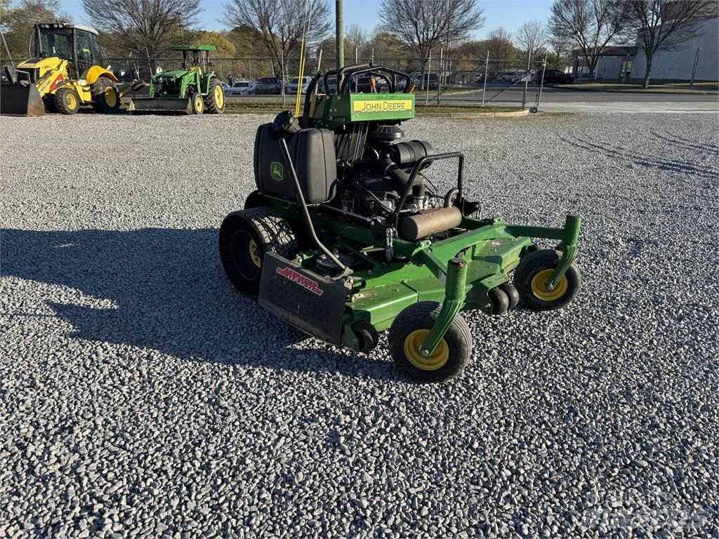John Deere 661R ركوب الحشائش