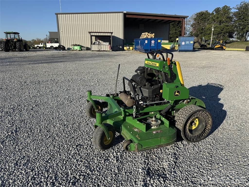 John Deere 661R ركوب الحشائش