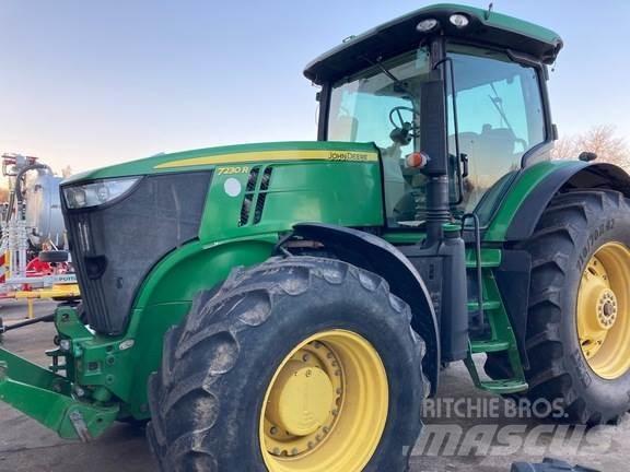 John Deere 7230R الجرارات