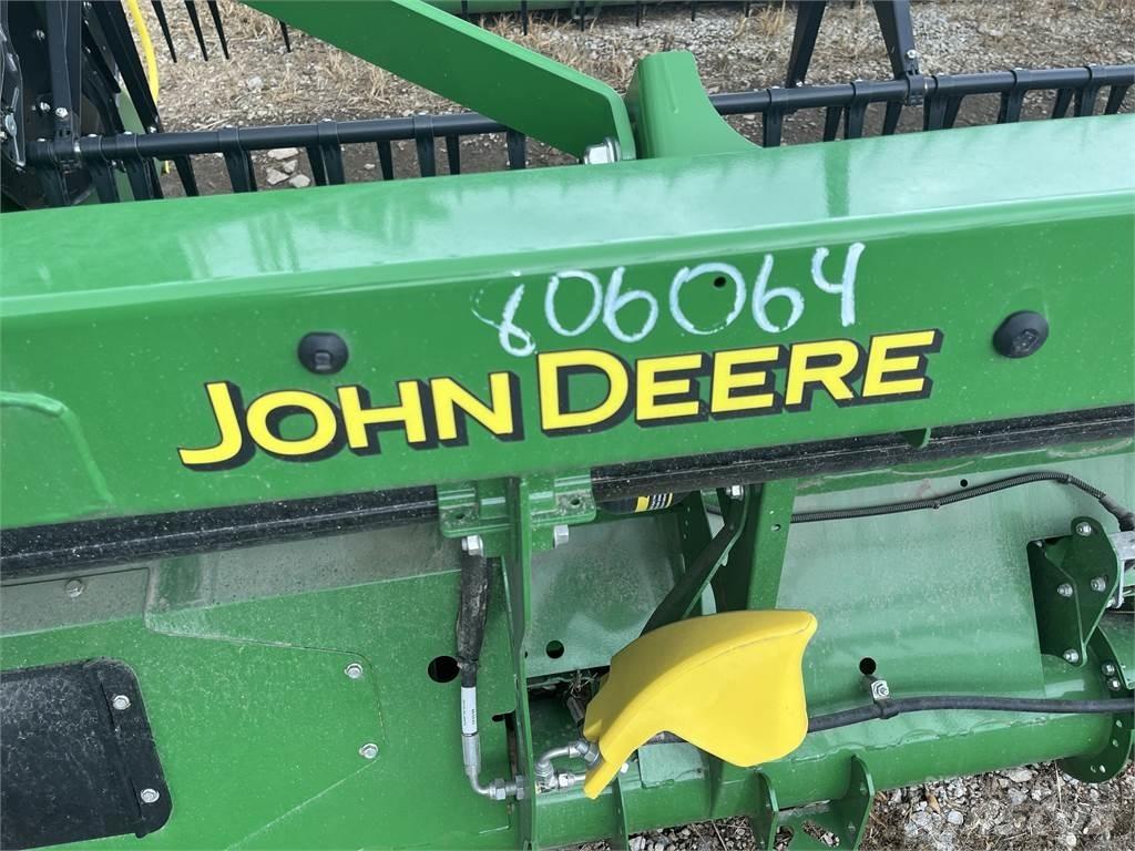 John Deere 740FD ملحقات الحصادات