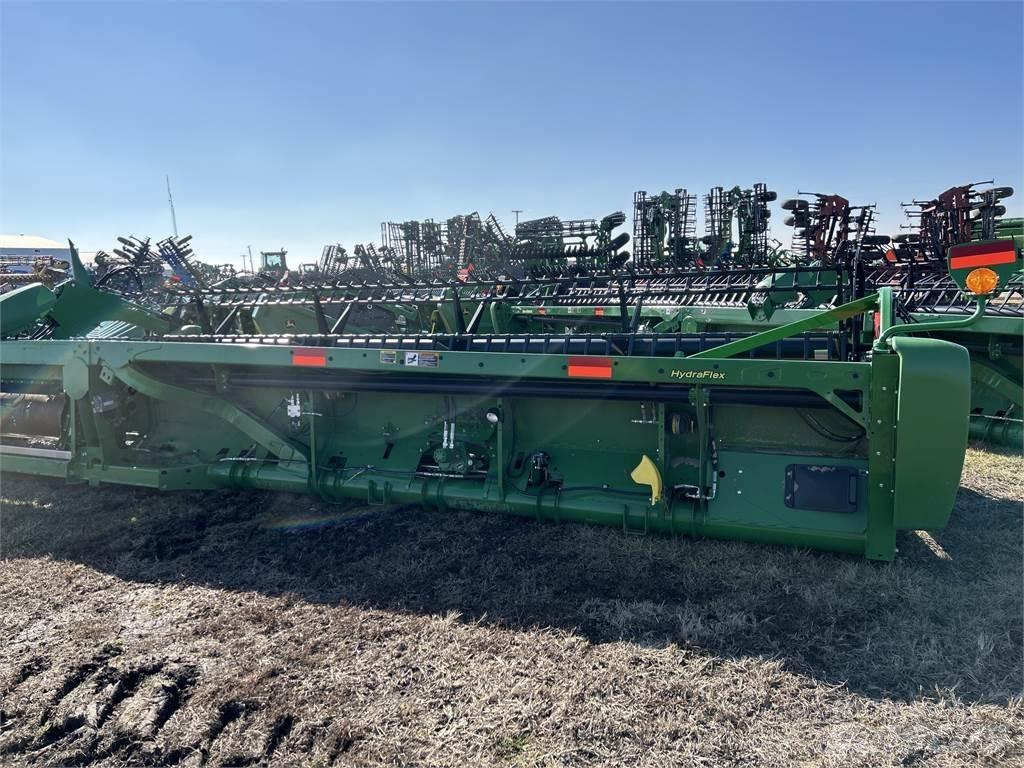 John Deere 740FD ملحقات الحصادات