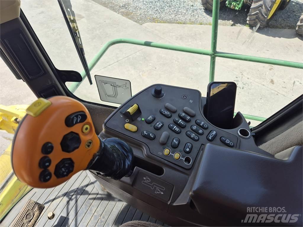 John Deere 7780 حصادات الأعلاف