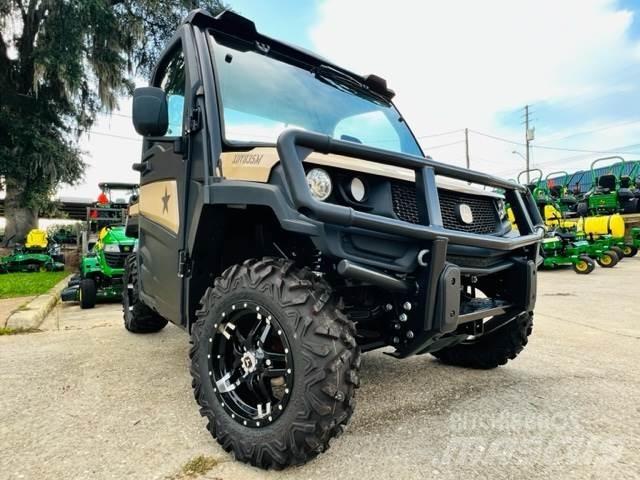 John Deere 835M ماكينات منفعة عامة