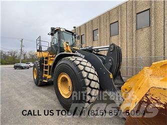 John Deere 844L لوادر بعجل