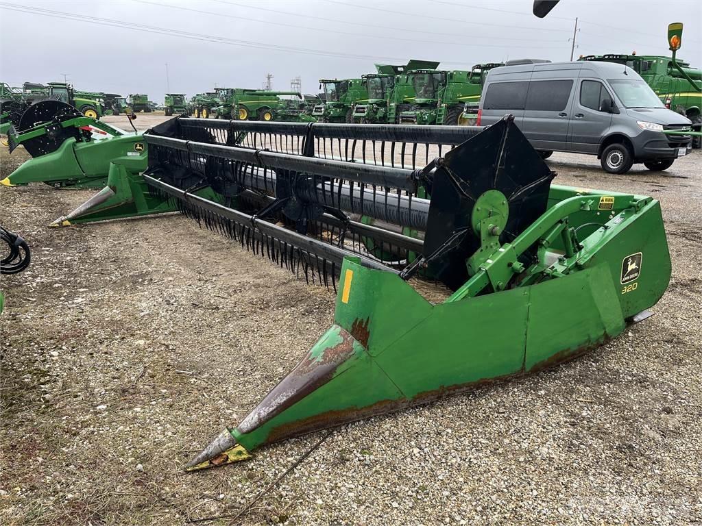 John Deere 920F ملحقات الحصادات