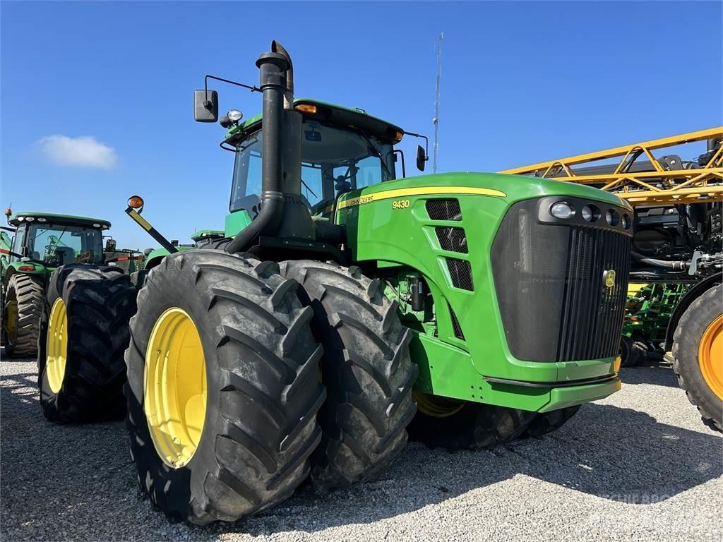 John Deere 9430 الجرارات