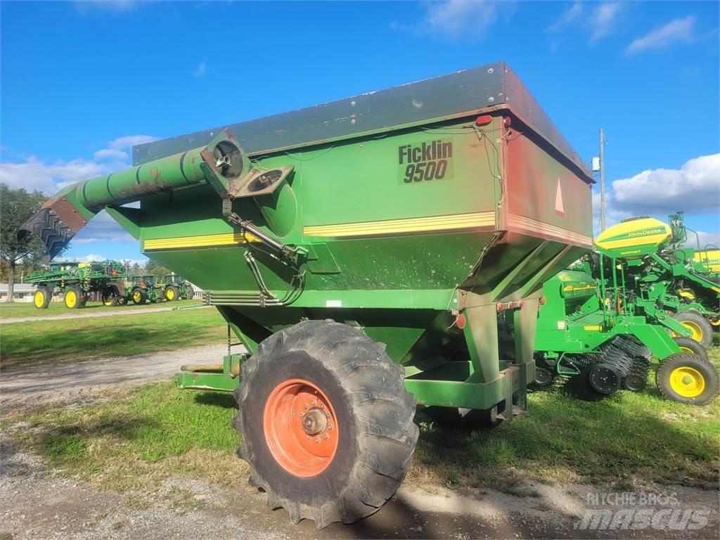 John Deere 9500 مقطورة حبوب