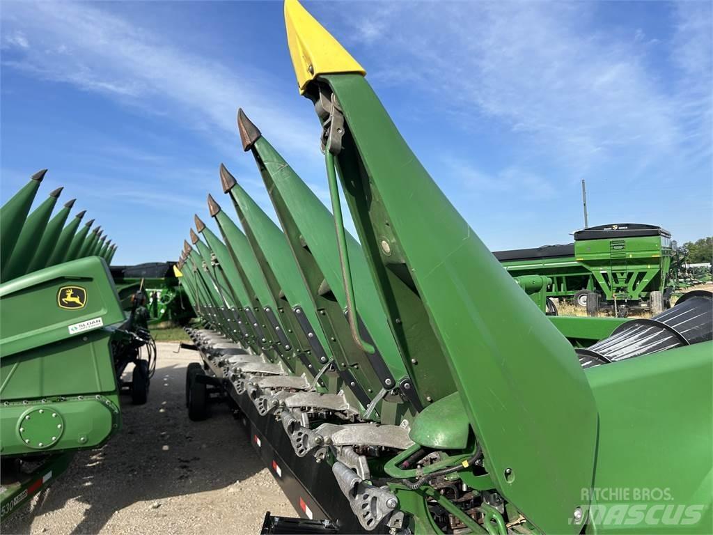 John Deere C12F ملحقات الحصادات