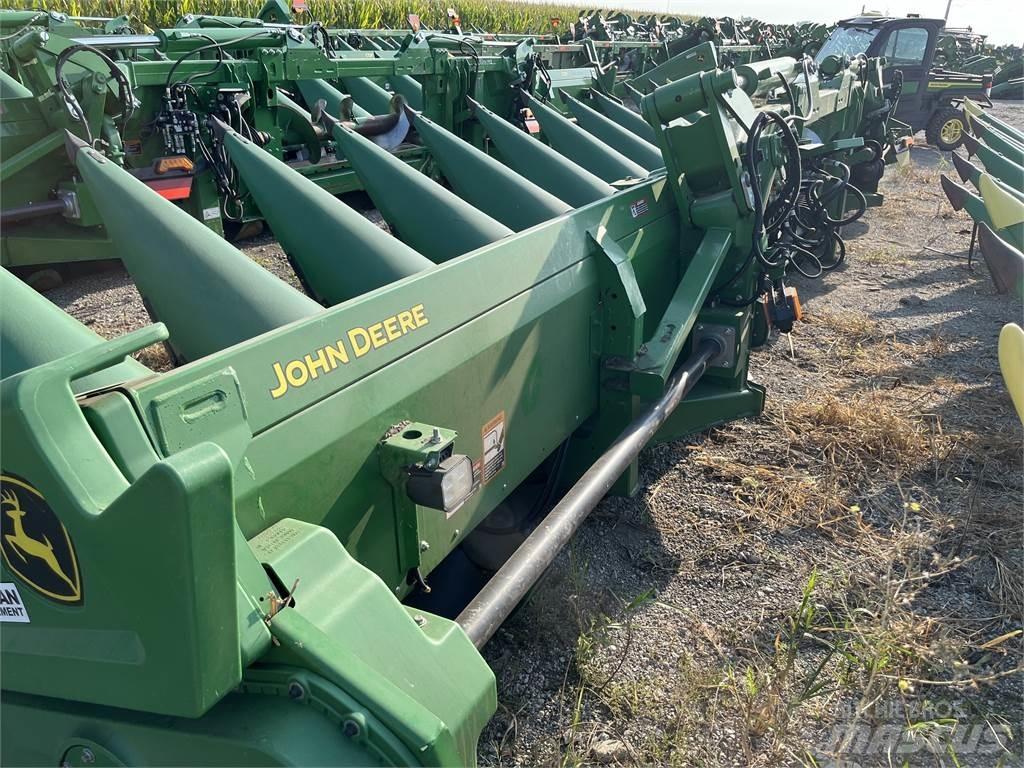 John Deere C12F ملحقات الحصادات