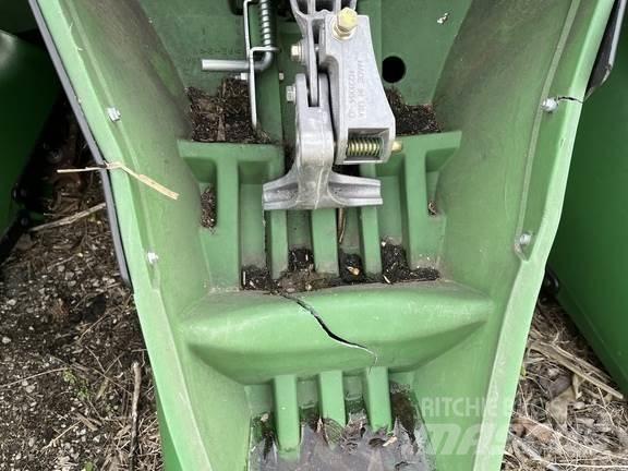 John Deere C12F ملحقات الحصادات