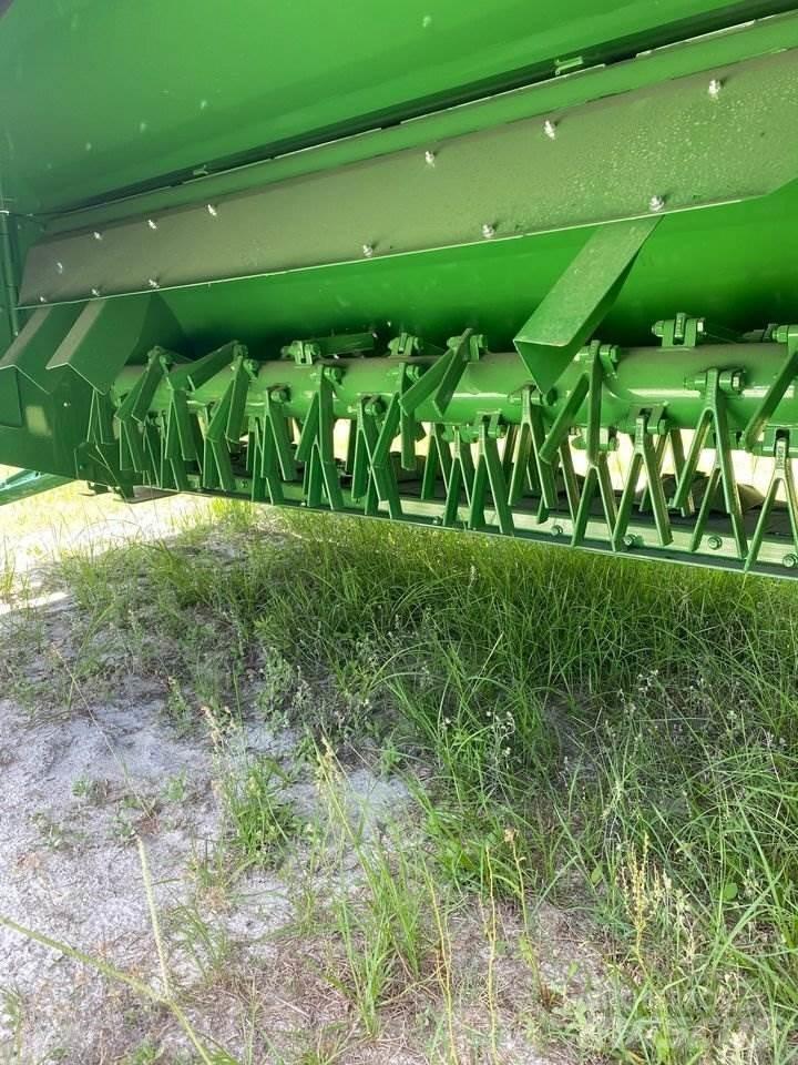 John Deere C350 جزازات مكيفات
