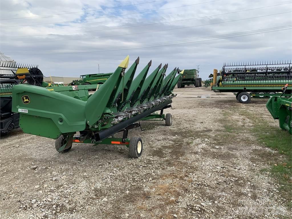 John Deere C8R ملحقات الحصادات