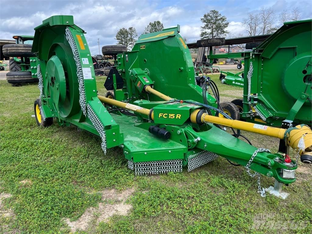 John Deere FC15R آلات تمزيق الحزم وتقطيعها ونشرها