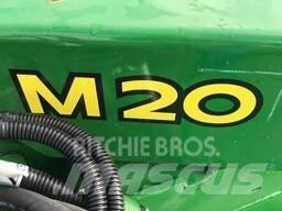 John Deere M20 آلات تمزيق الحزم وتقطيعها ونشرها