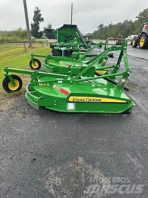 John Deere MX5 آلات تمزيق الحزم وتقطيعها ونشرها