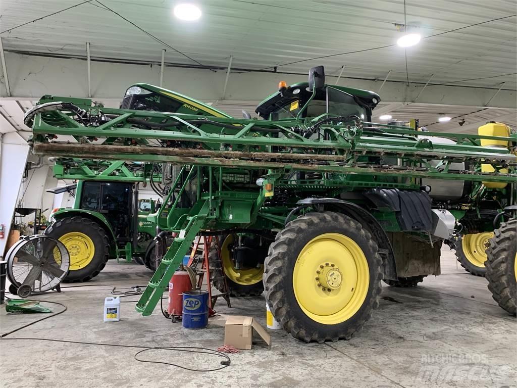 John Deere R4038 الرشاشات