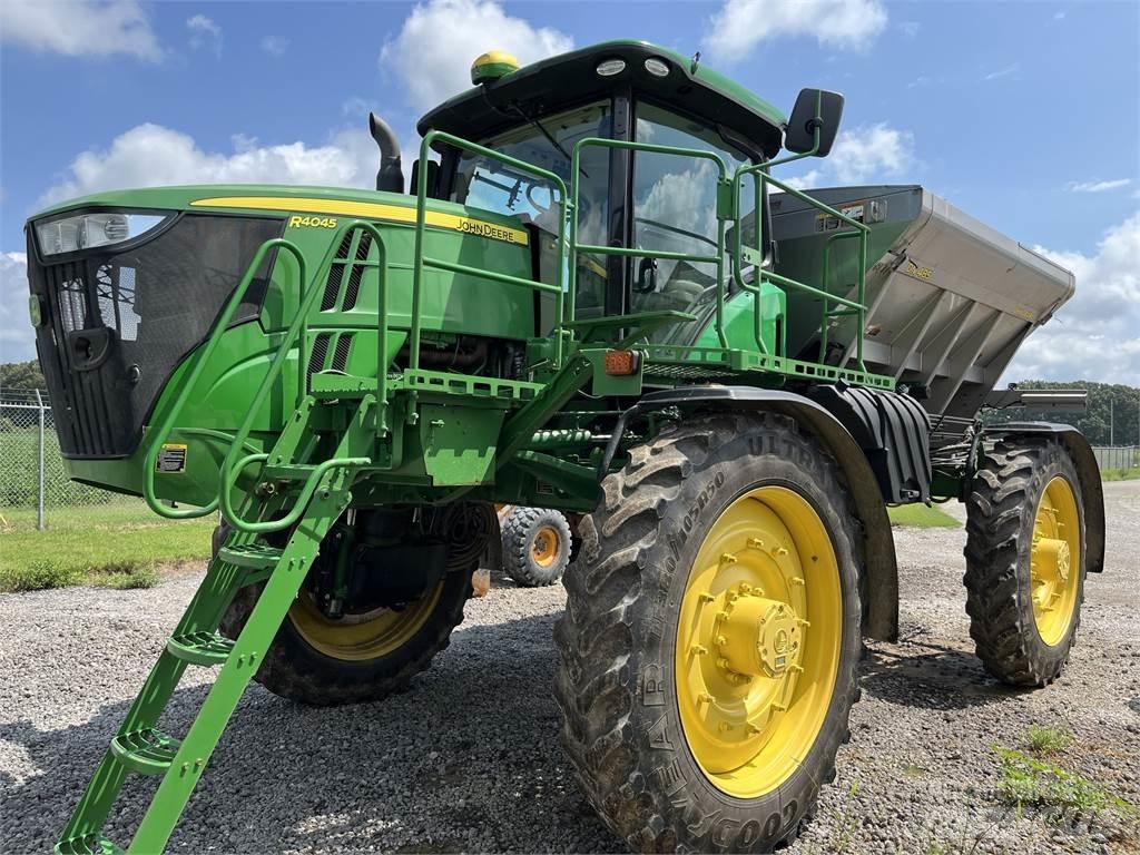 John Deere R4045 الرشاشات
