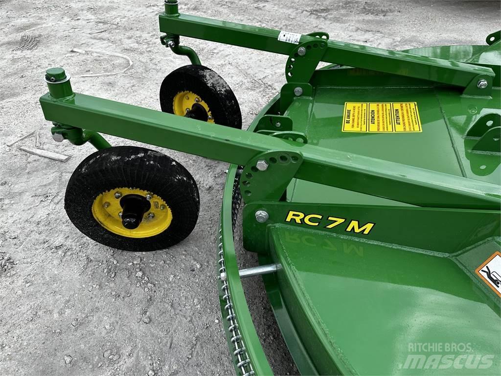 John Deere RC7M آلات تمزيق الحزم وتقطيعها ونشرها