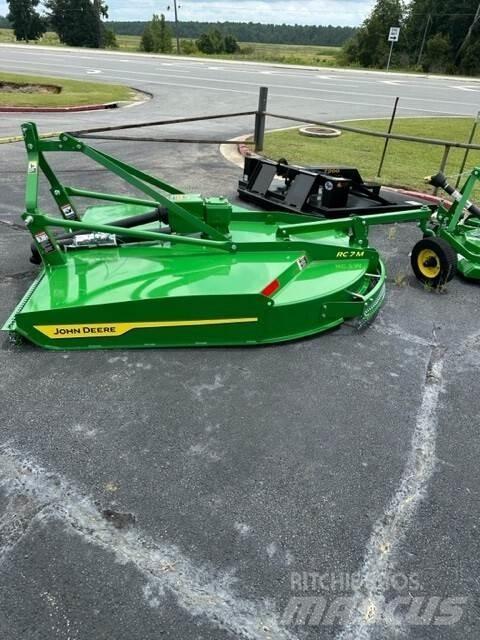 John Deere RC7M آلات تمزيق الحزم وتقطيعها ونشرها
