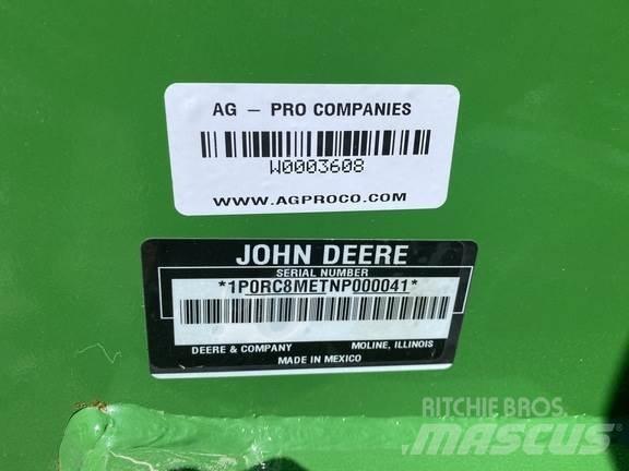John Deere RC8M آلات تمزيق الحزم وتقطيعها ونشرها