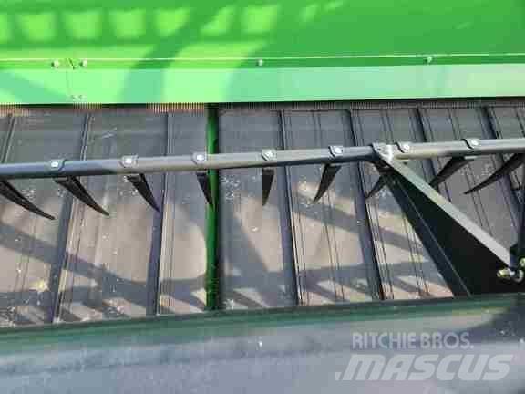 John Deere RD45F ملحقات الحصادات