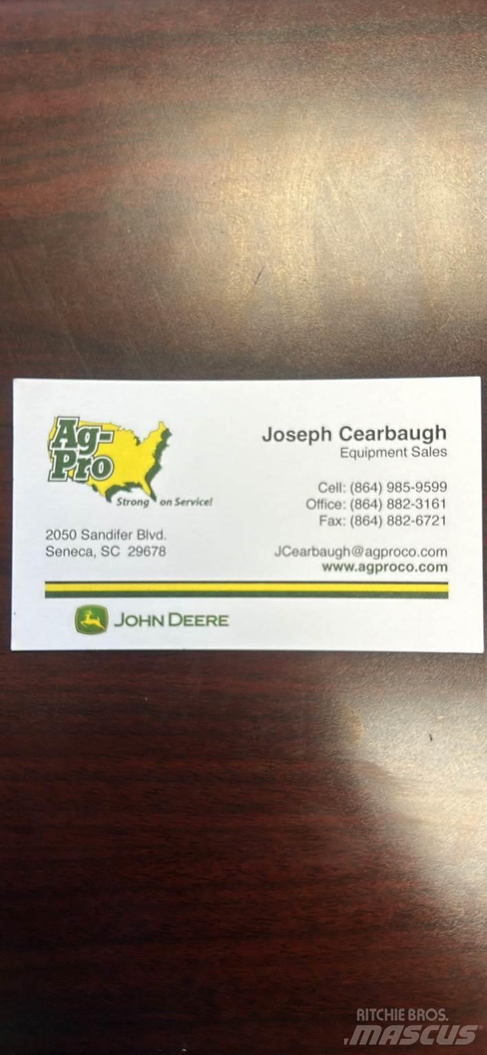John Deere S100 ركوب الحشائش