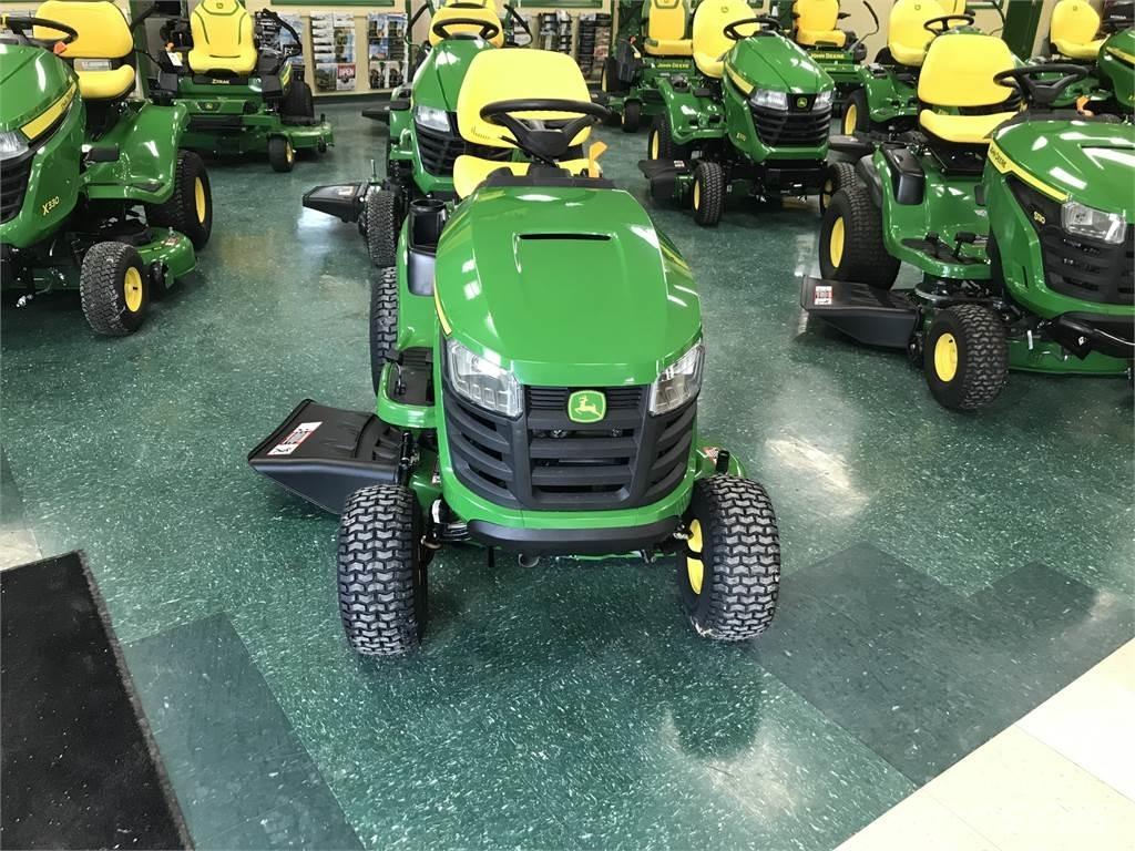 John Deere S110 ركوب الحشائش