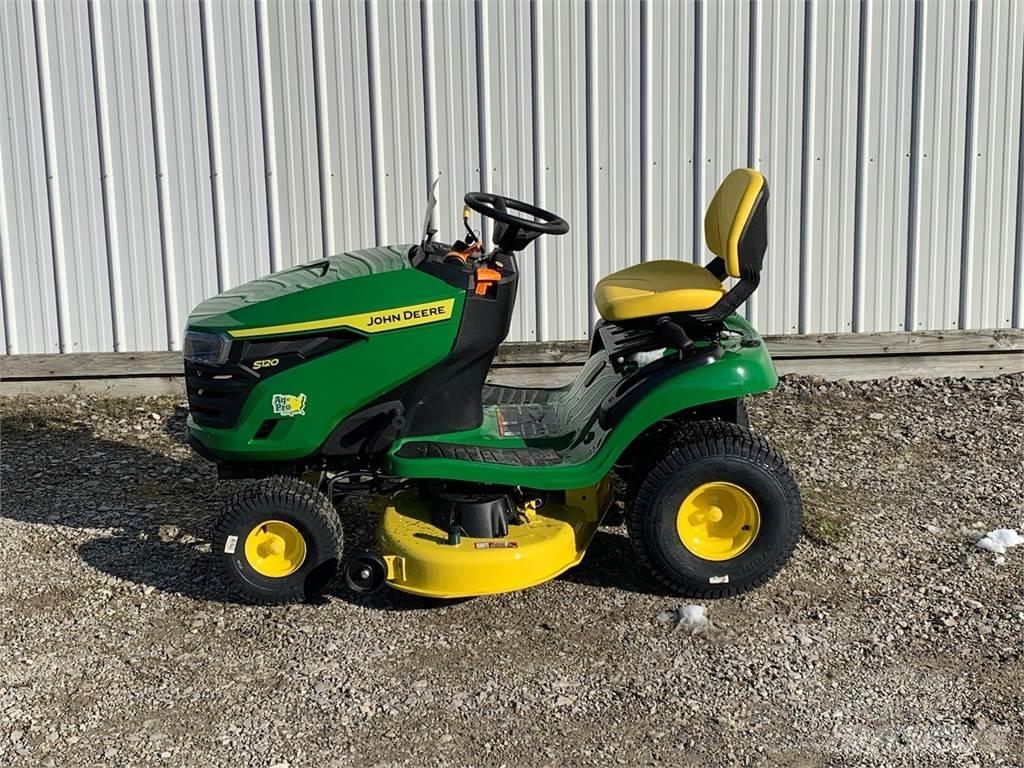 John Deere S120 ركوب الحشائش