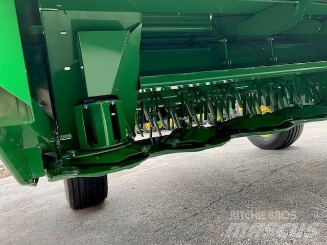 John Deere S300 جزازات مكيفات