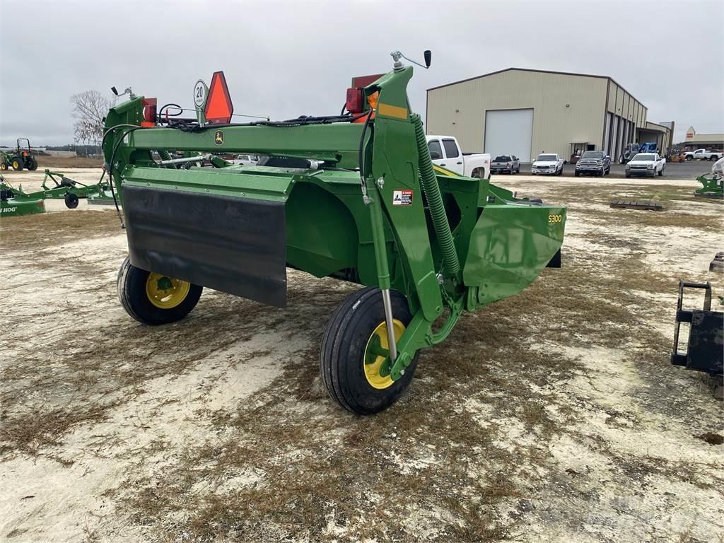John Deere S300 جزازات مكيفات