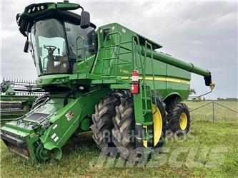 John Deere S680 حصادات