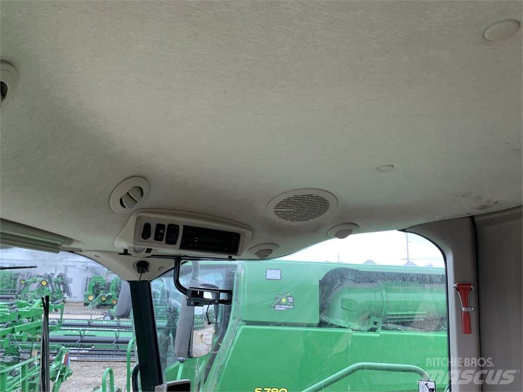 John Deere S680 حصادات