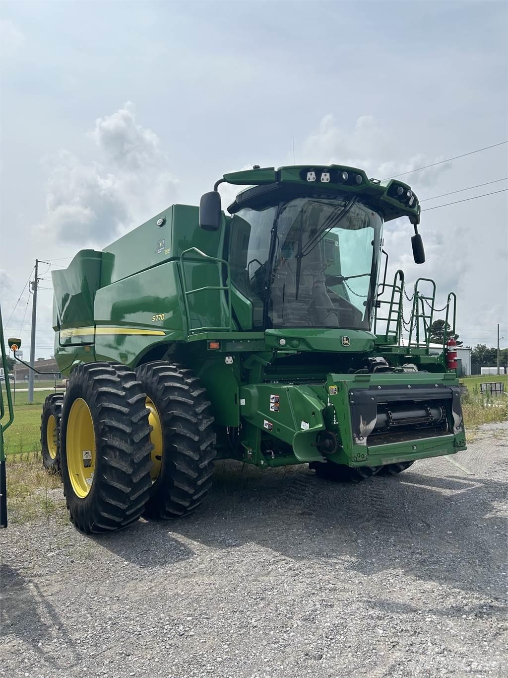 John Deere S770 حصادات