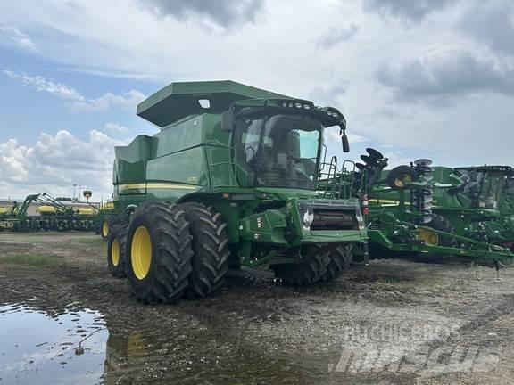 John Deere S770 حصادات