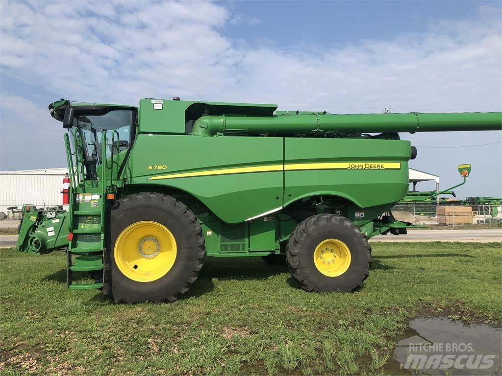 John Deere S780 حصادات