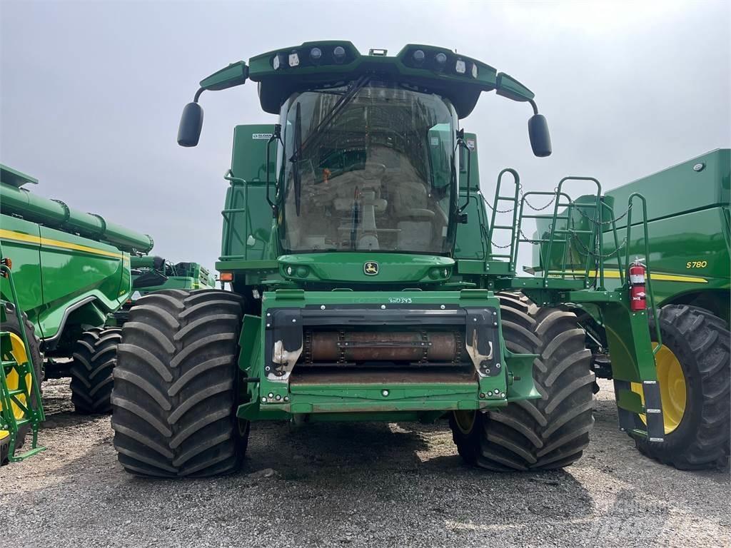 John Deere S790 حصادات