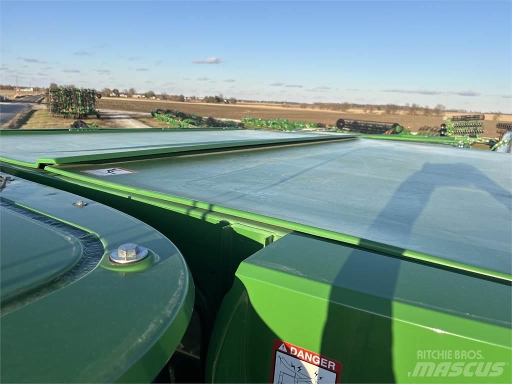 John Deere S790 حصادات