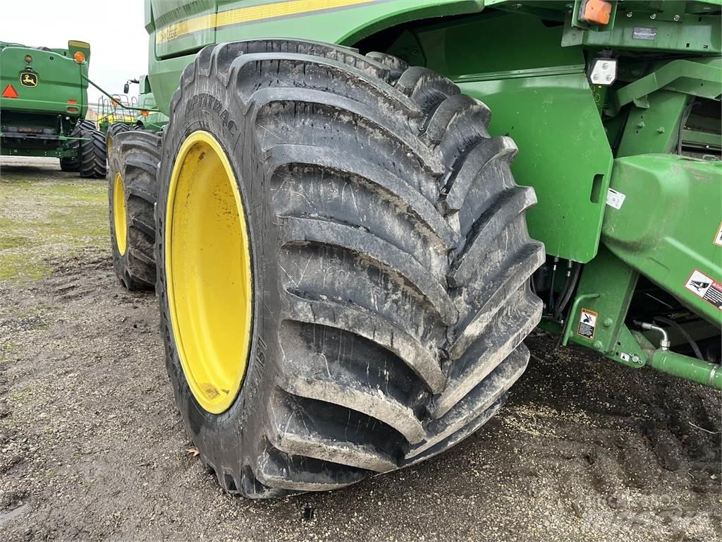 John Deere S790 حصادات
