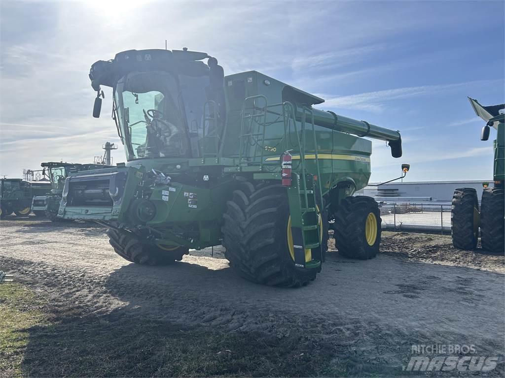 John Deere S790 حصادات