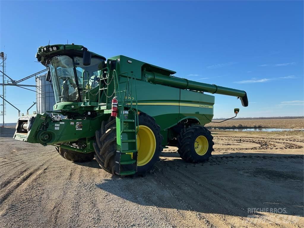 John Deere S790 حصادات