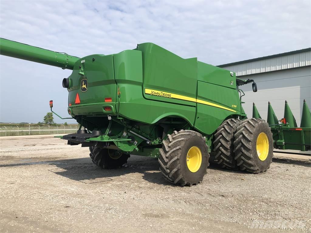John Deere S790 حصادات