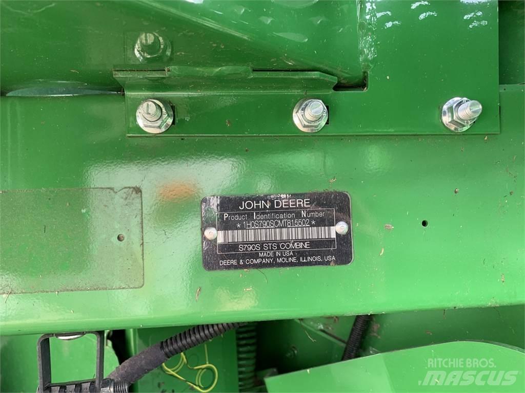 John Deere S790 حصادات