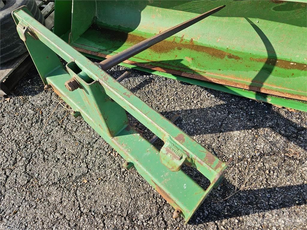 John Deere SE معدات أخرى لحصاد العلف