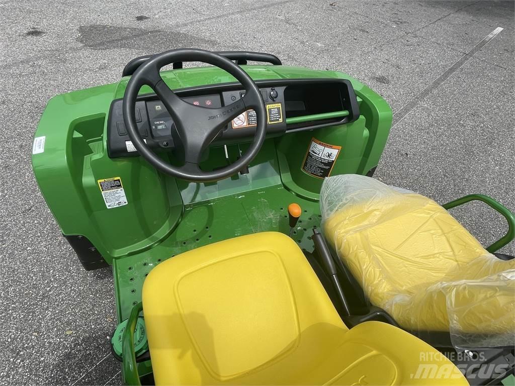 John Deere THD ماكينات منفعة عامة