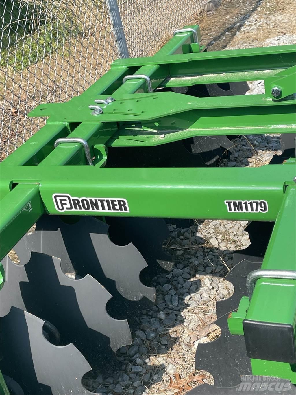 John Deere TM زحافات ساحقة