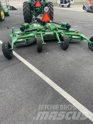John Deere TS10 آلات تمزيق الحزم وتقطيعها ونشرها