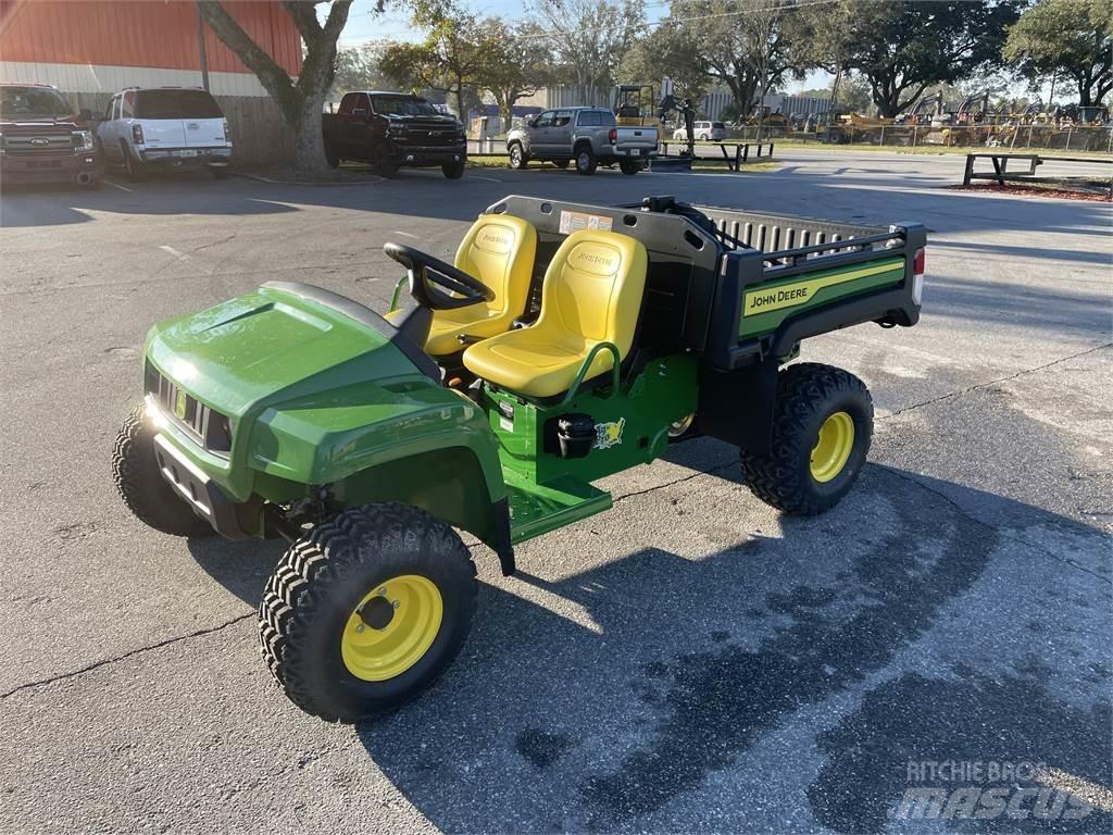 John Deere TX ماكينات منفعة عامة