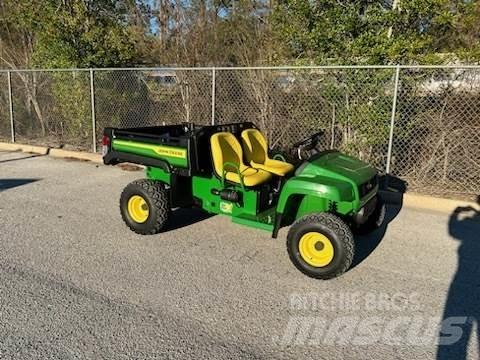 John Deere TX ماكينات منفعة عامة