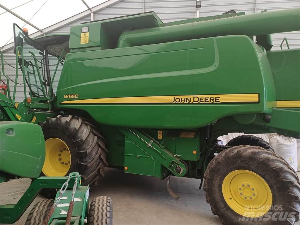 John Deere W650 حصادات